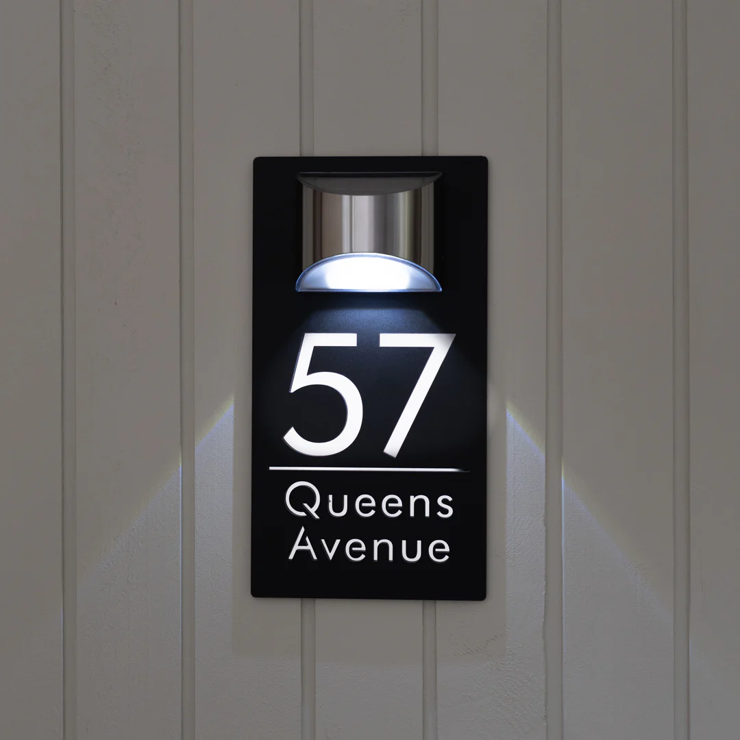 TheHiddenGoods™ Personalized Solar-Powered Modern House Plaque