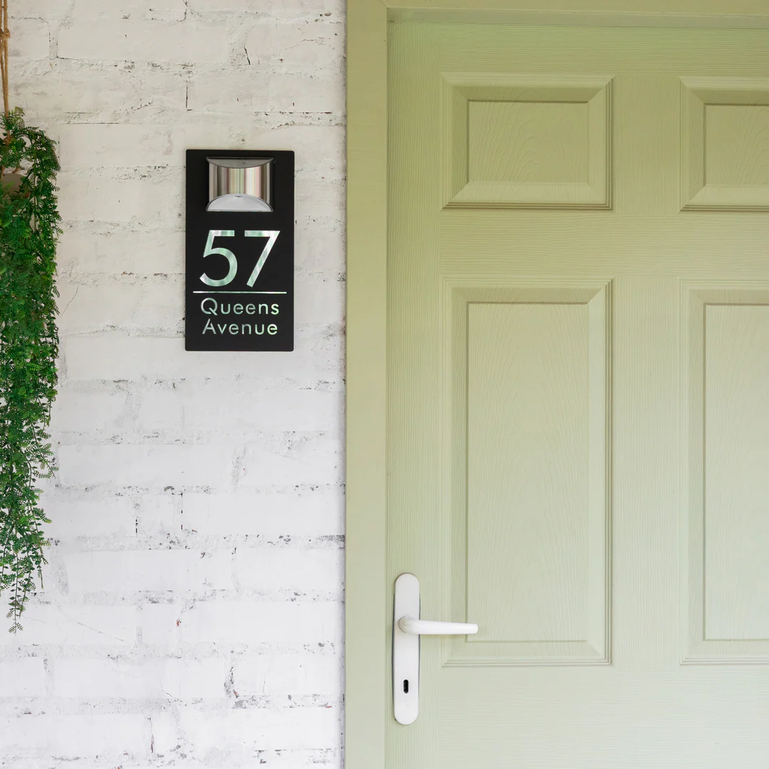 TheHiddenGoods™ Personalized Solar-Powered Modern House Plaque