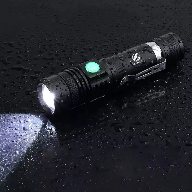 TheHiddenGoods™ Rechargeable Zoomable LED Flashlight